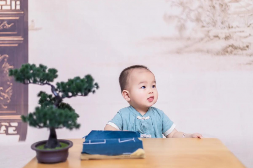 靖江宝宝喊肚子疼怎么回事